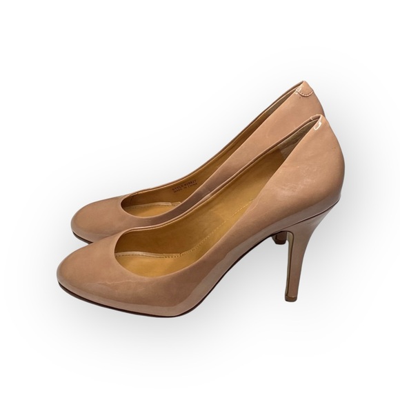 J. Crew ༄ Classic Round Toe Patent Leather Pumps ༄ Nude Pink 6M ༄ Spring Formal - Picture 7 of 16
